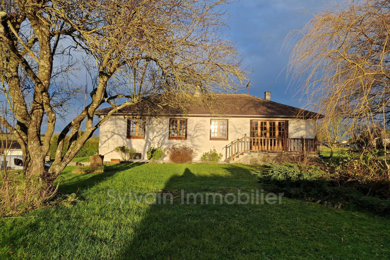 Maison - 90 m² - 5 pièces