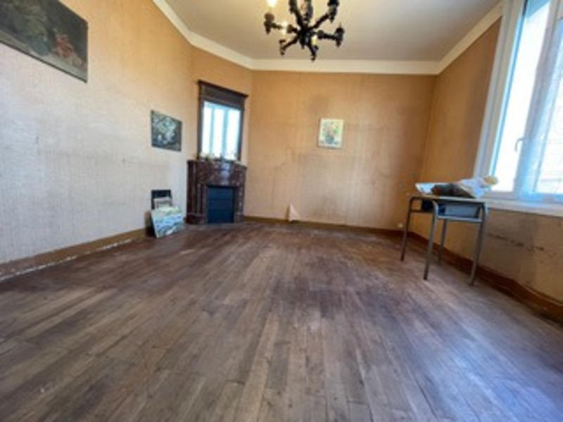 Maison - 115 m² - 9 pièces
