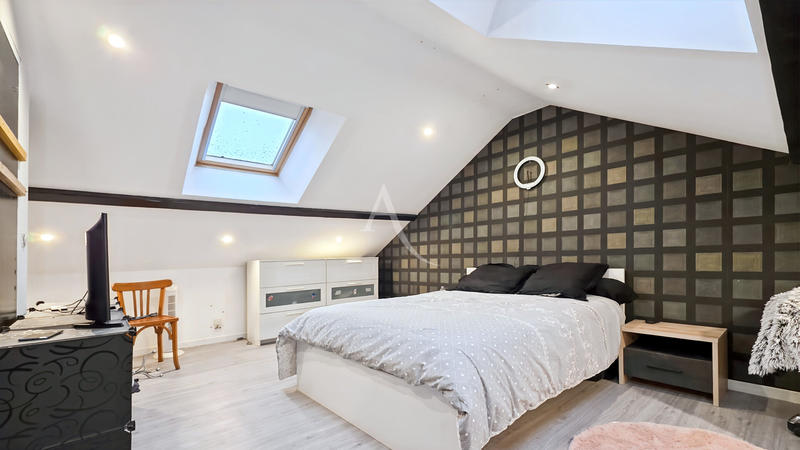 Maison - 120 m² - 6 pièces