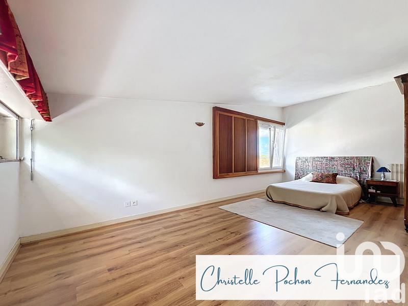 Maison - 163 m² - 7 pièces