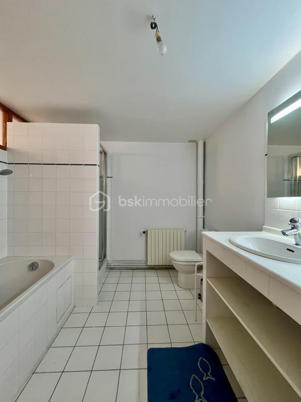 Maison - 84 m² - 4 pièces