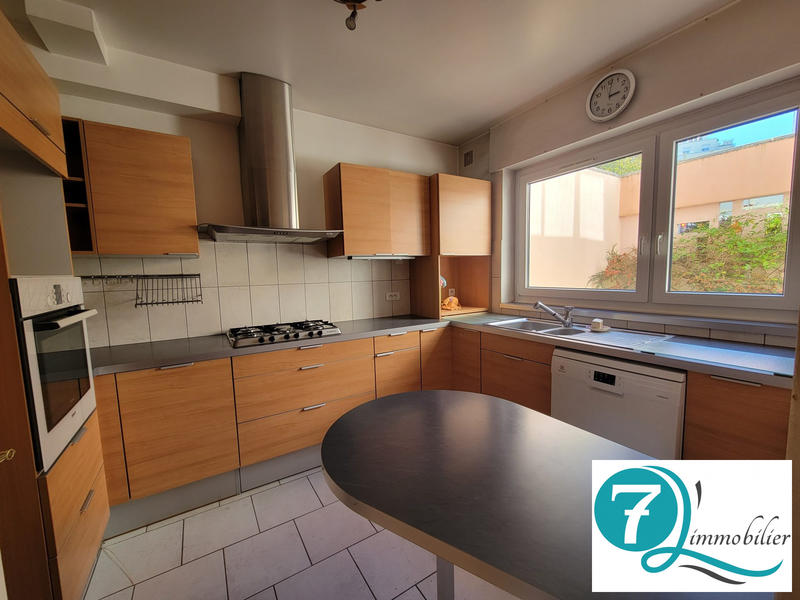 Duplex - 162 m² - 7 pièces