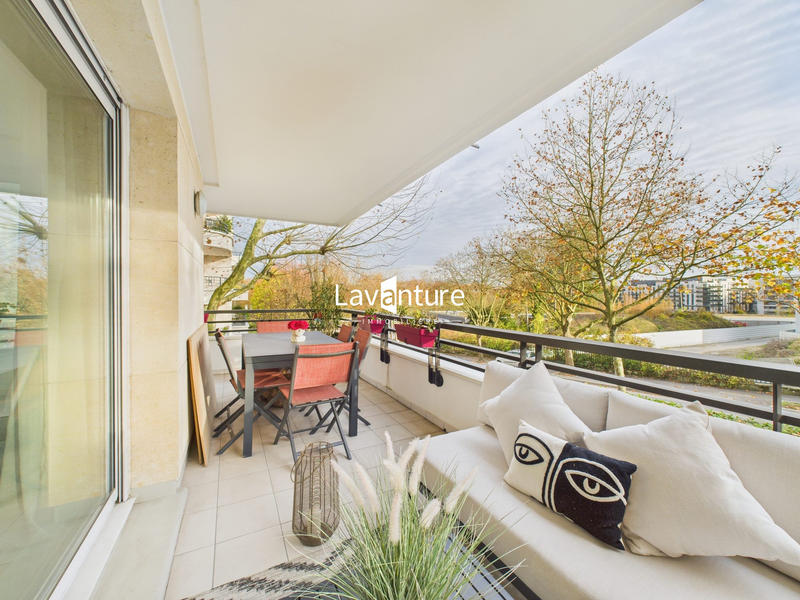 Appartement - 83 m² - 3 pièces