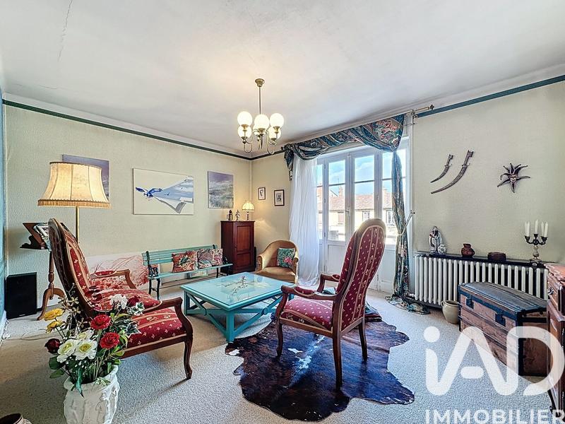 Maison - 99 m² - 5 pièces