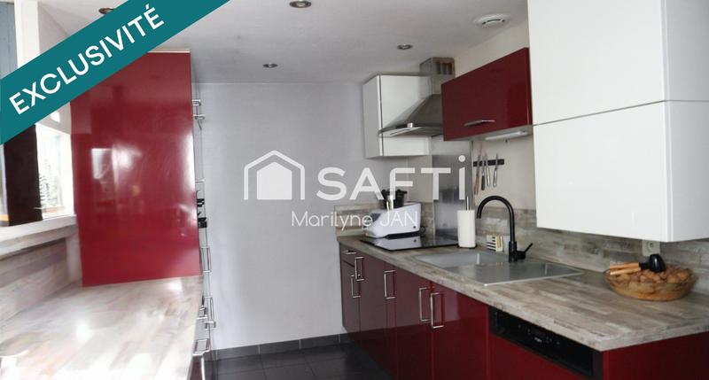 Maison - 104 m² - 9 pièces