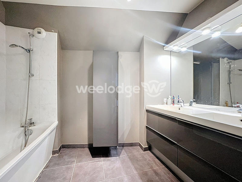 Appartement - 79 m² - 4 pièces