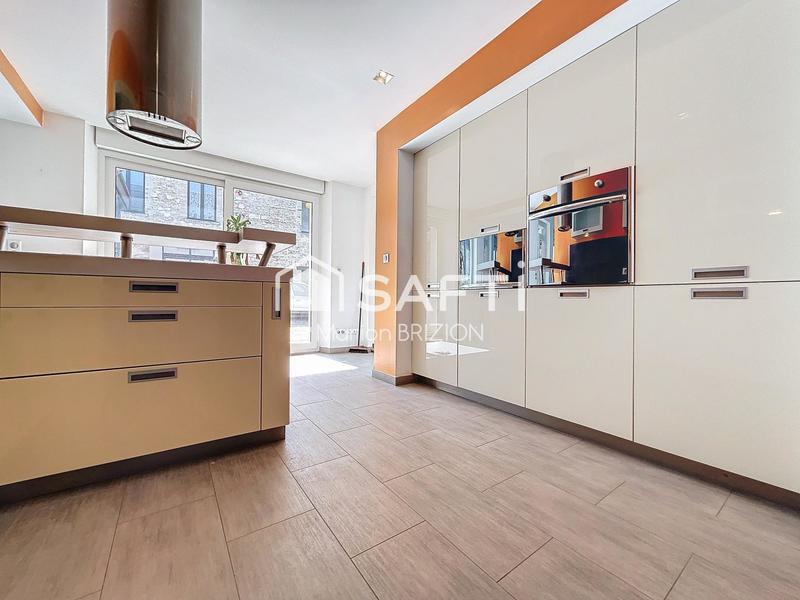 Maison de village - 215 m² - 7 pièces