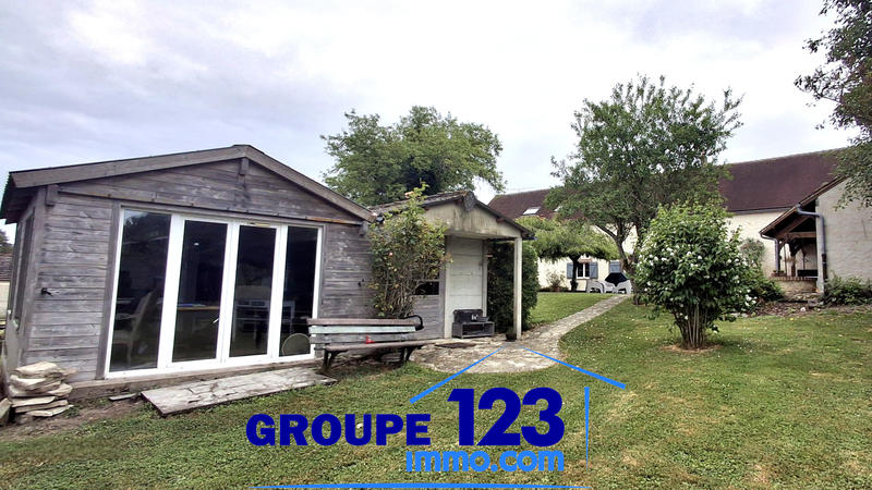 Maison - 227 m² - 10 pièces