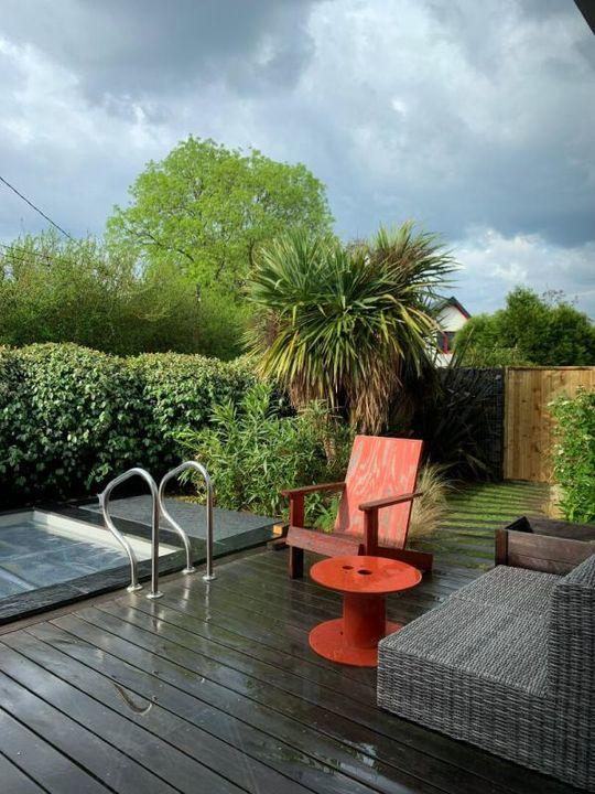 Local d'activité / Entrepôt - 285 m² - 6 pièces