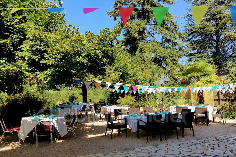 Demeure - 560 m² - 20 pièces