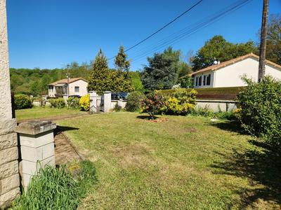 Maison de village - 212 m² - 8 pièces