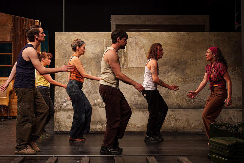 &quot;Nom de code : Marichiweu&quot; Hervé Estebeteguy - Compagnie Hecho en casa