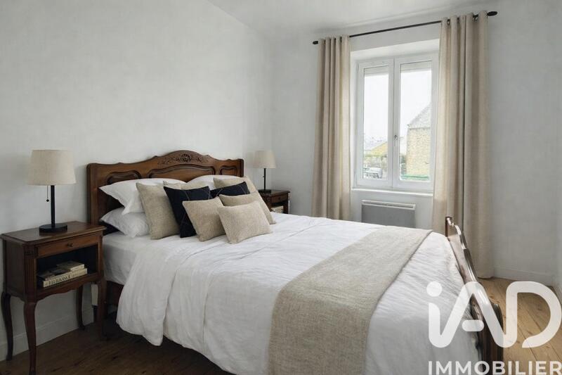 Maison - 204 m² - 9 pièces