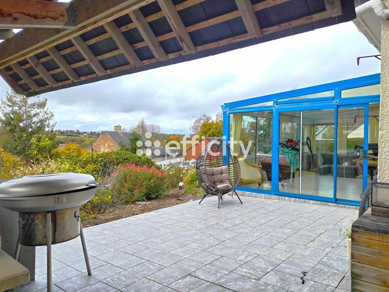 Maison - 93 m² - 5 pièces