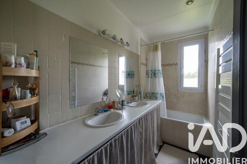 Maison - 159 m² - 8 pièces