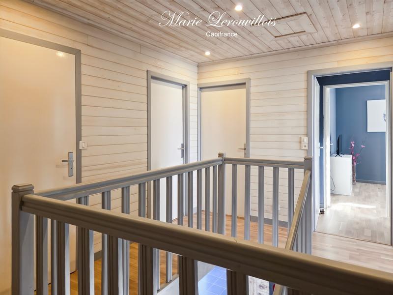 Maison - 152 m² - 8 pièces