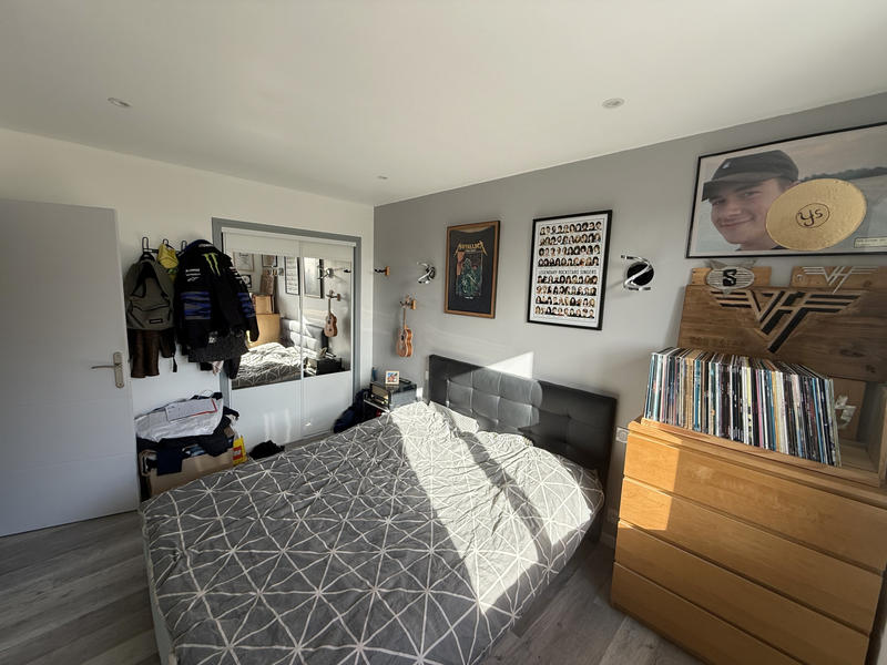 Maison - 143 m² - 6 pièces