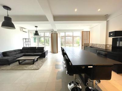 Loft - 82 m² - 4 pièces