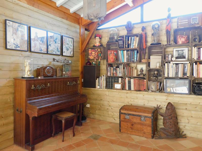 Maison - 936 m² - 23 pièces