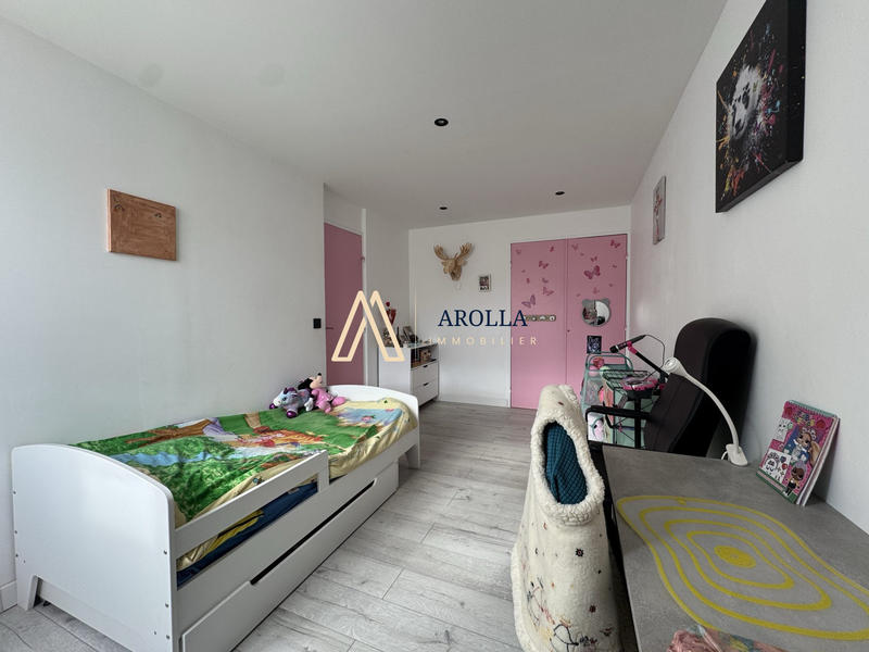 Appartement - 81 m² - 4 pièces