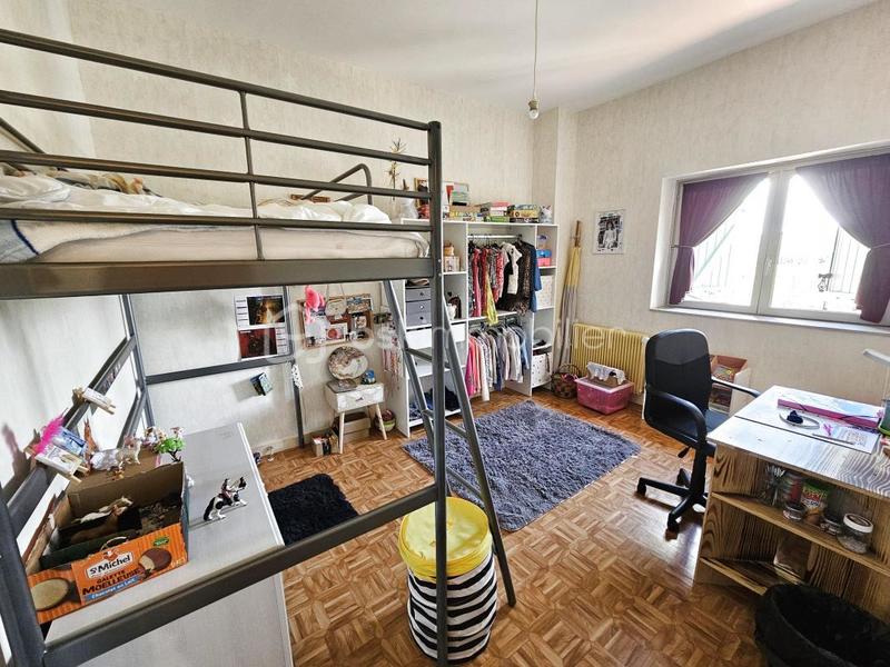 Maison de ville - 90 m² - 5 pièces