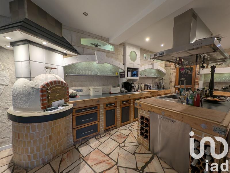 Maison - 185 m² - 6 pièces