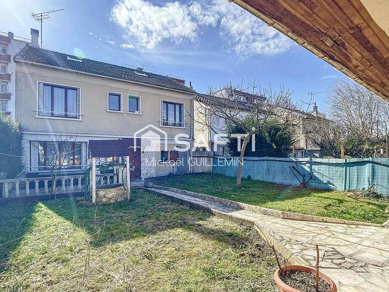 Maison - 196 m² - 7 pièces