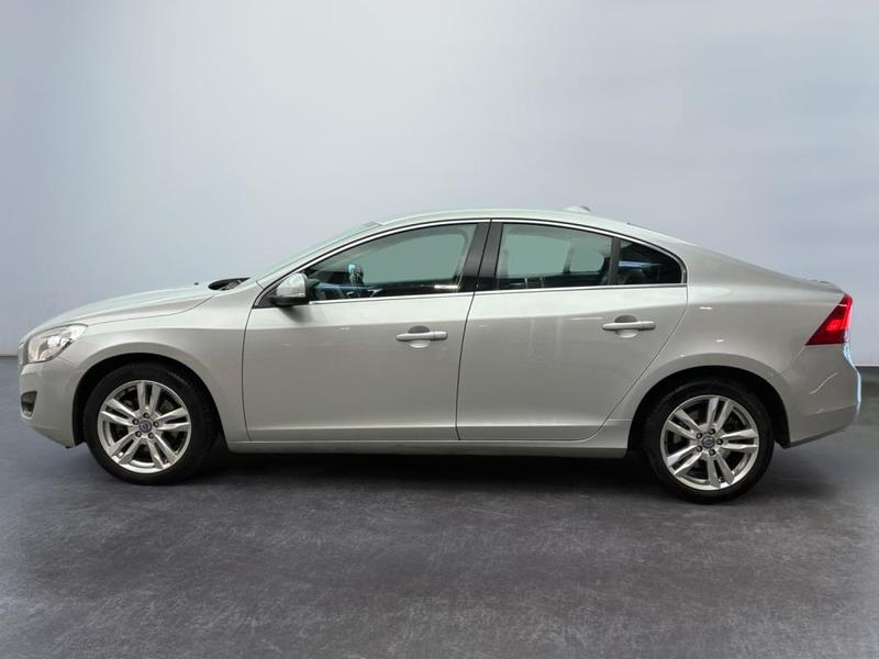 Volvo S60 DRIVe 115 ch Stop &amp; Start Momentum