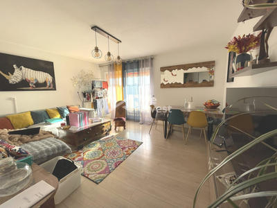 Appartement - 103 m² - 5 pièces