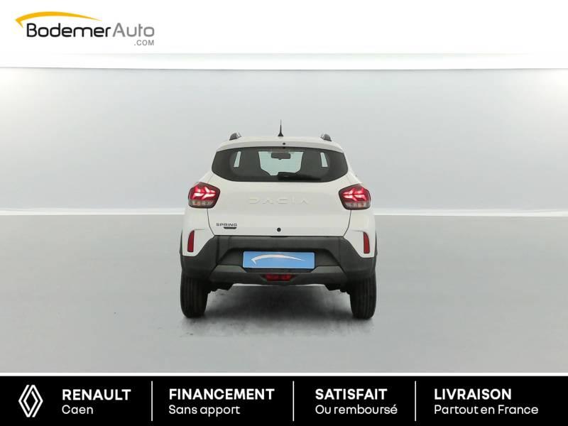 Dacia Spring Essential -23b