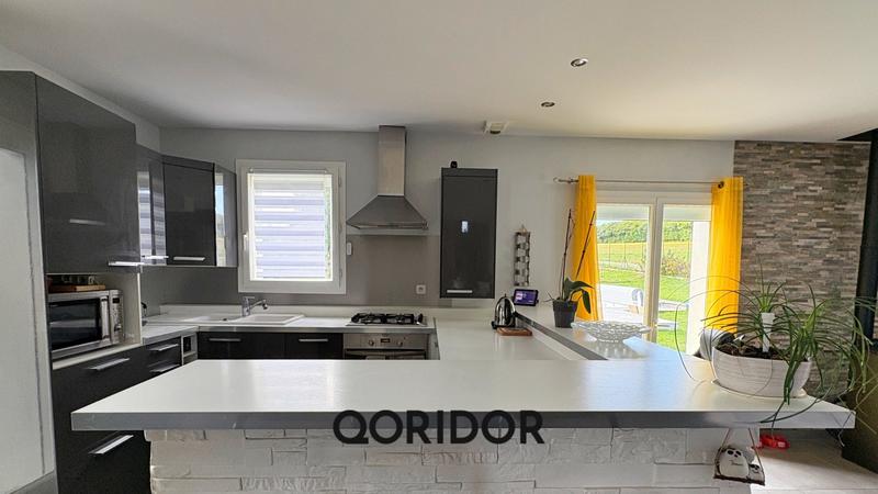 Maison - 103 m² - 5 pièces