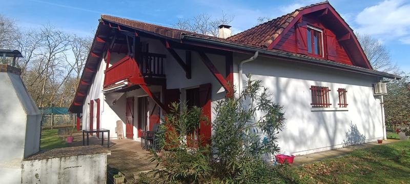 Maison - 146 m² - 6 pièces