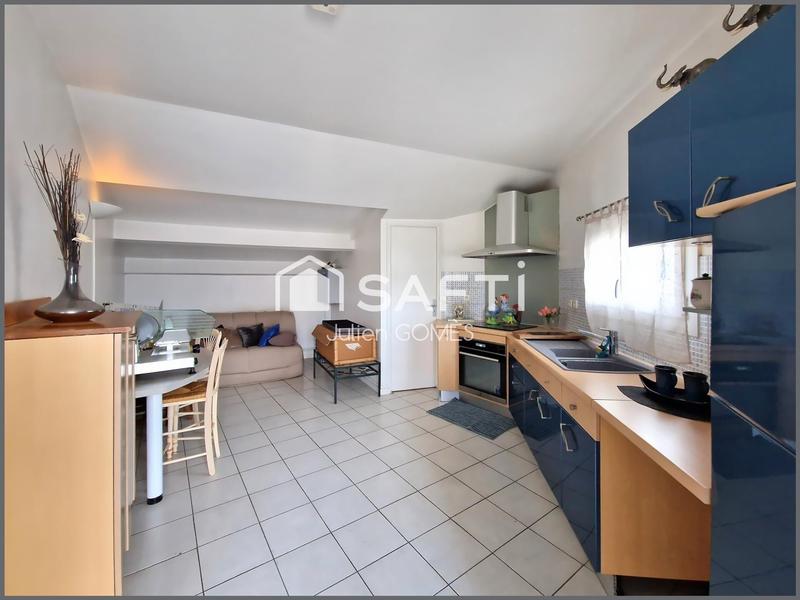 Maison - 180 m² - 7 pièces