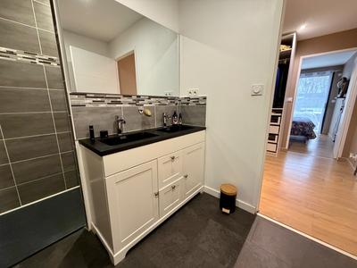 Maison - 151 m² - 6 pièces