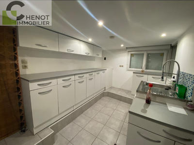 Propriété - 140 m² - 4 pièces