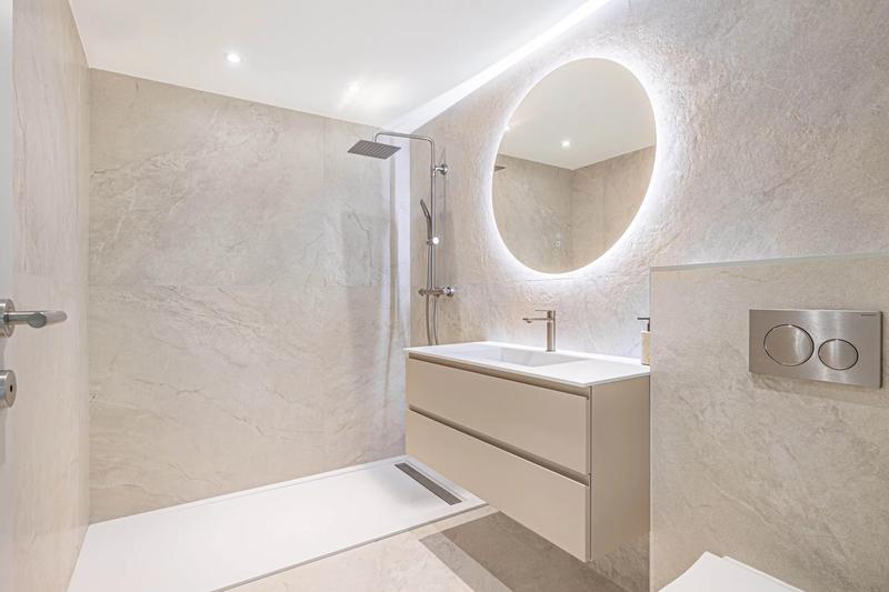 Maison - 375 m² - 10 pièces