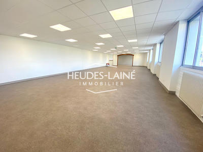 Local d'activités - 194 m²