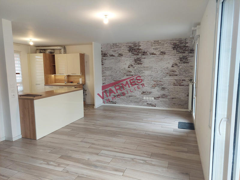 Maison - 80 m² - 5 pièces