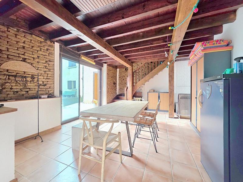 Maison - 246 m² - 10 pièces