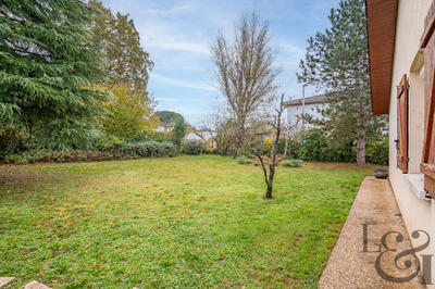 Maison - 96 m² - 4 pièces