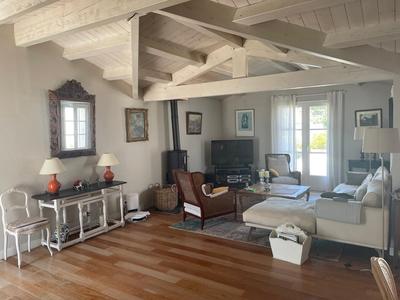 Maison - 167 m² - 7 pièces