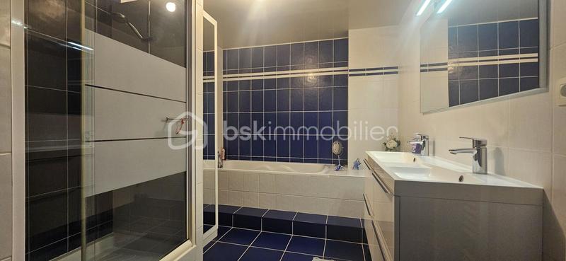 Maison - 120 m² - 6 pièces