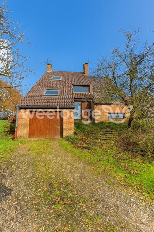 Maison - 123 m² - 8 pièces