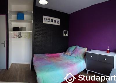 Chambre - 12 m² - 1 pièce