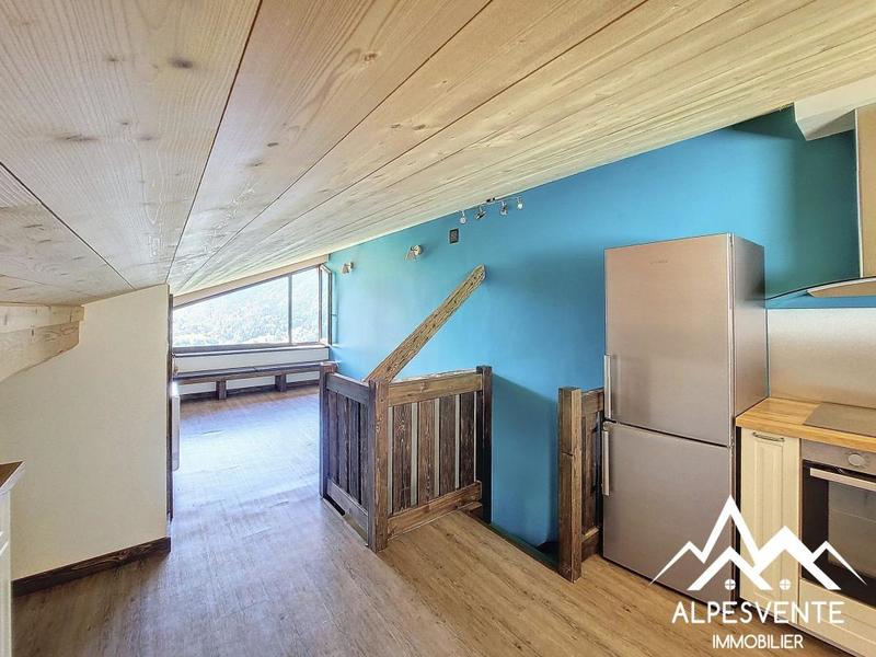 Duplex - 83 m² - 4 pièces