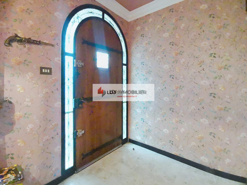 Maison traditionnelle - 175 m² - 7 pièces