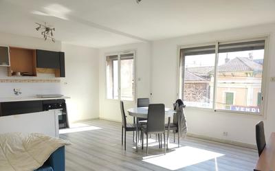 Appartement - 64 m² - 3 pièces