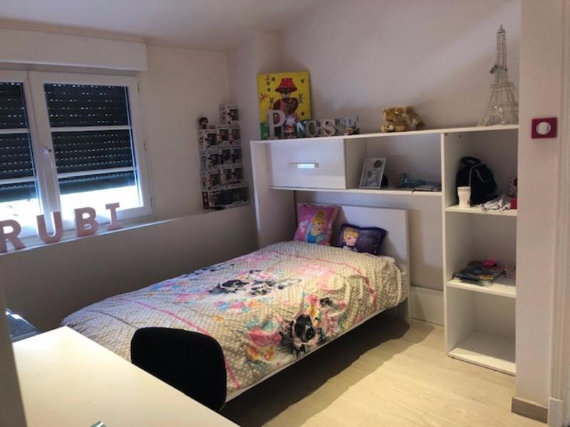 Maison - 300 m² - 12 pièces