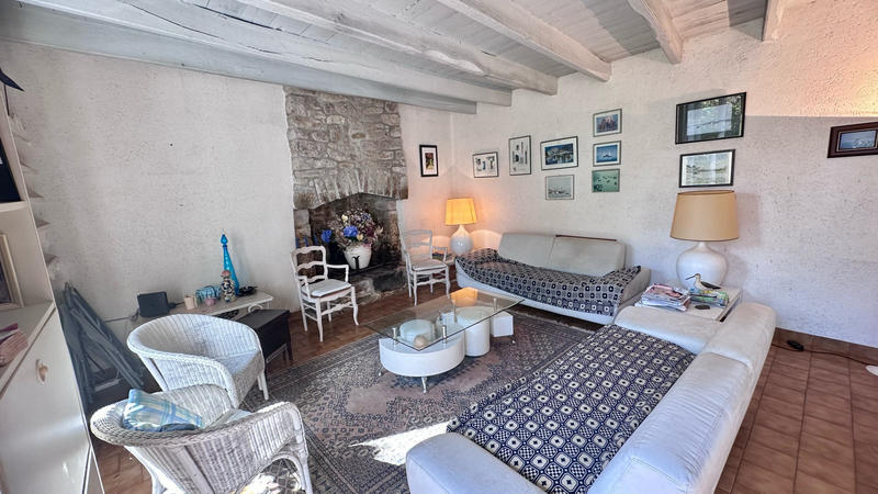 Maison - 104 m² - 4 pièces