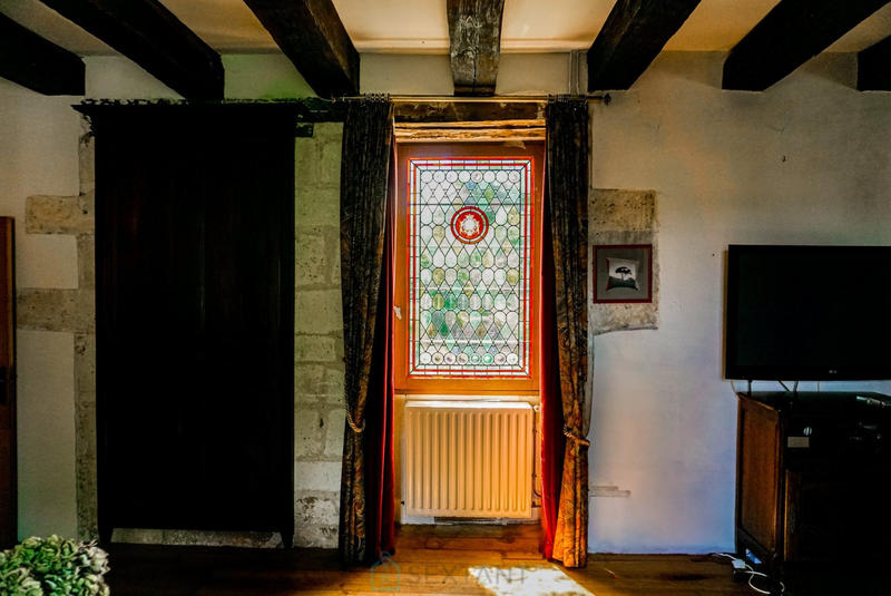 Maison - 380 m² - 12 pièces